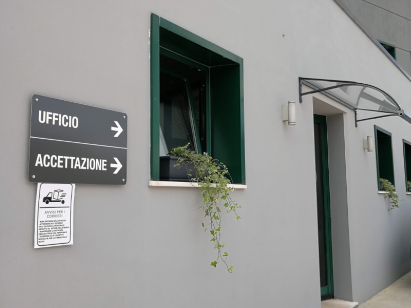 Entrata uffici